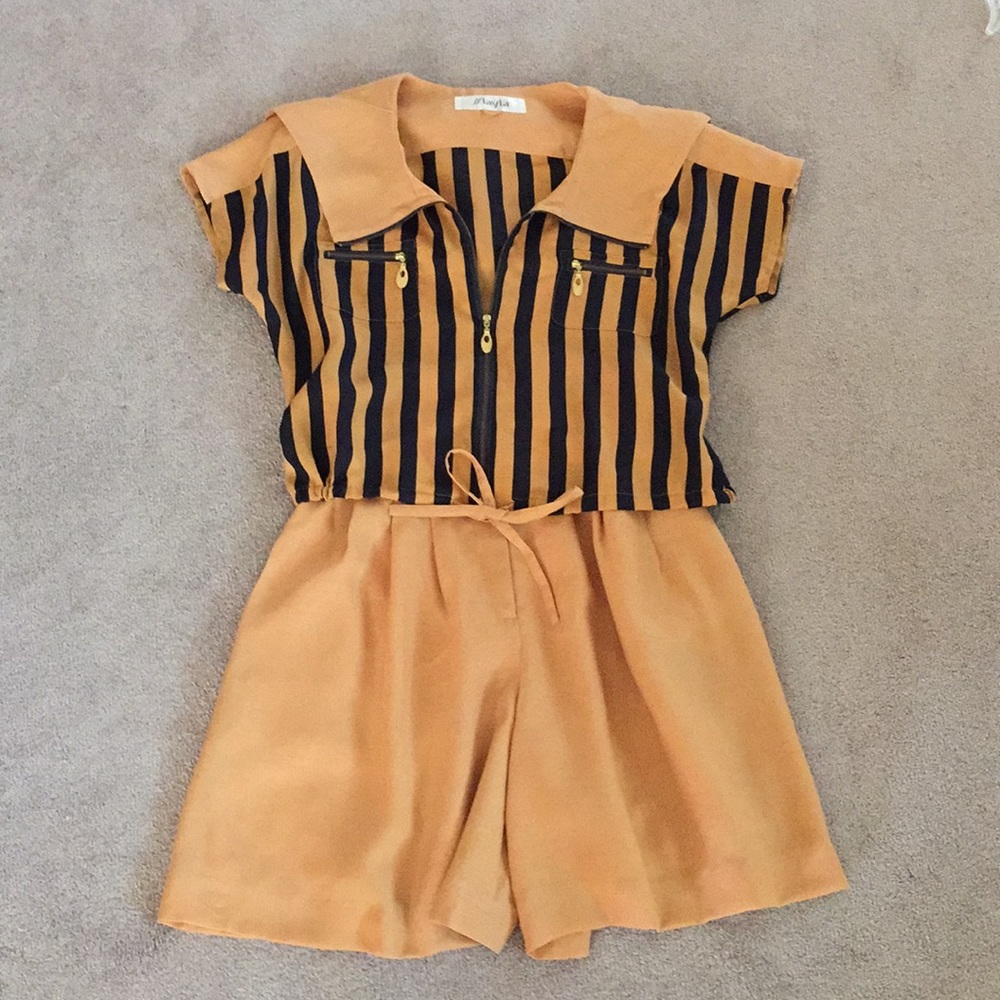 Camel Color Hooded Jacket And Culotte Skirt